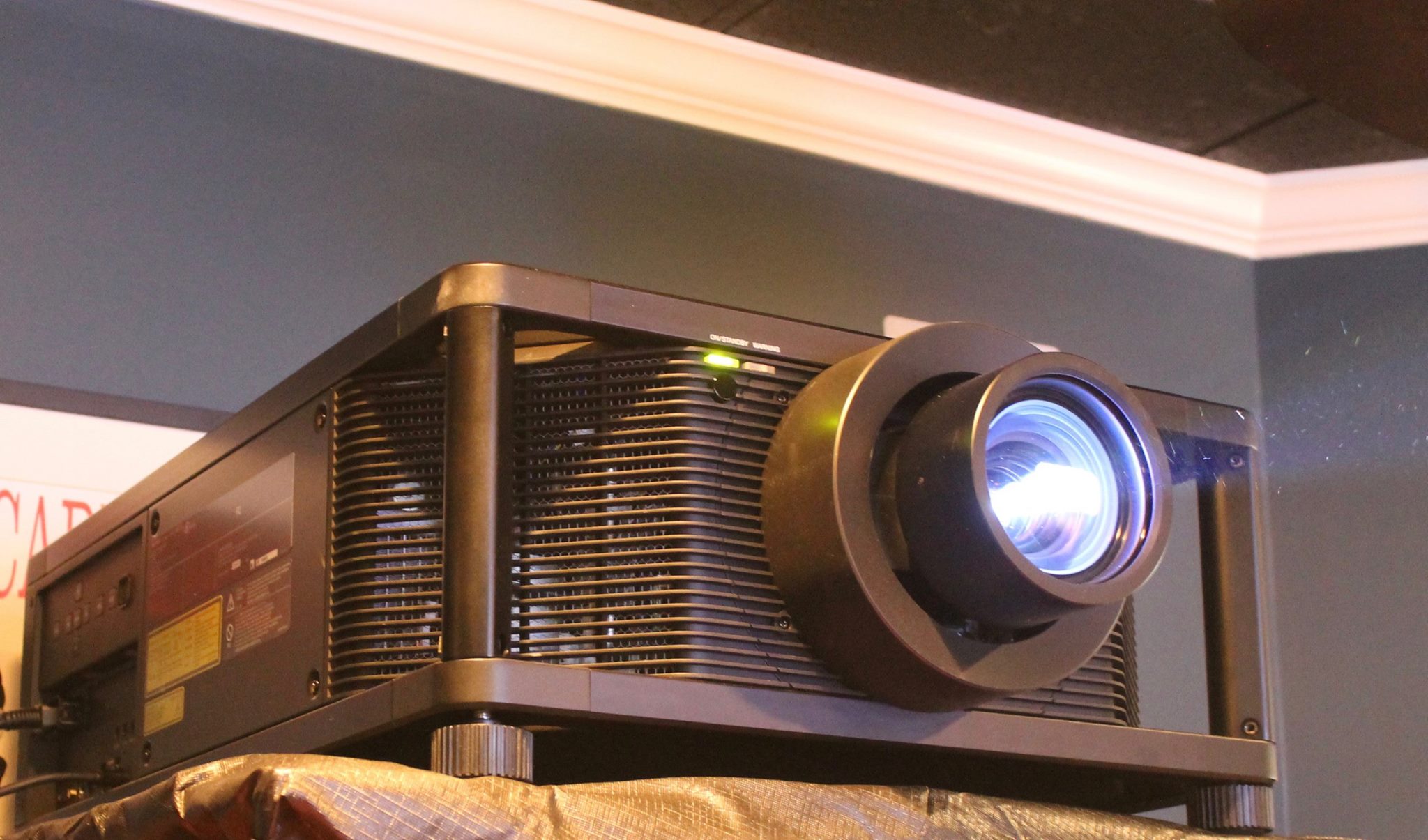 SONY 4K SXRD Home Cinema Projector